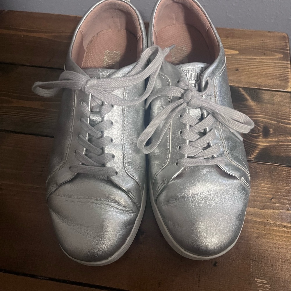 FitFlop Silver Women's Sneakers